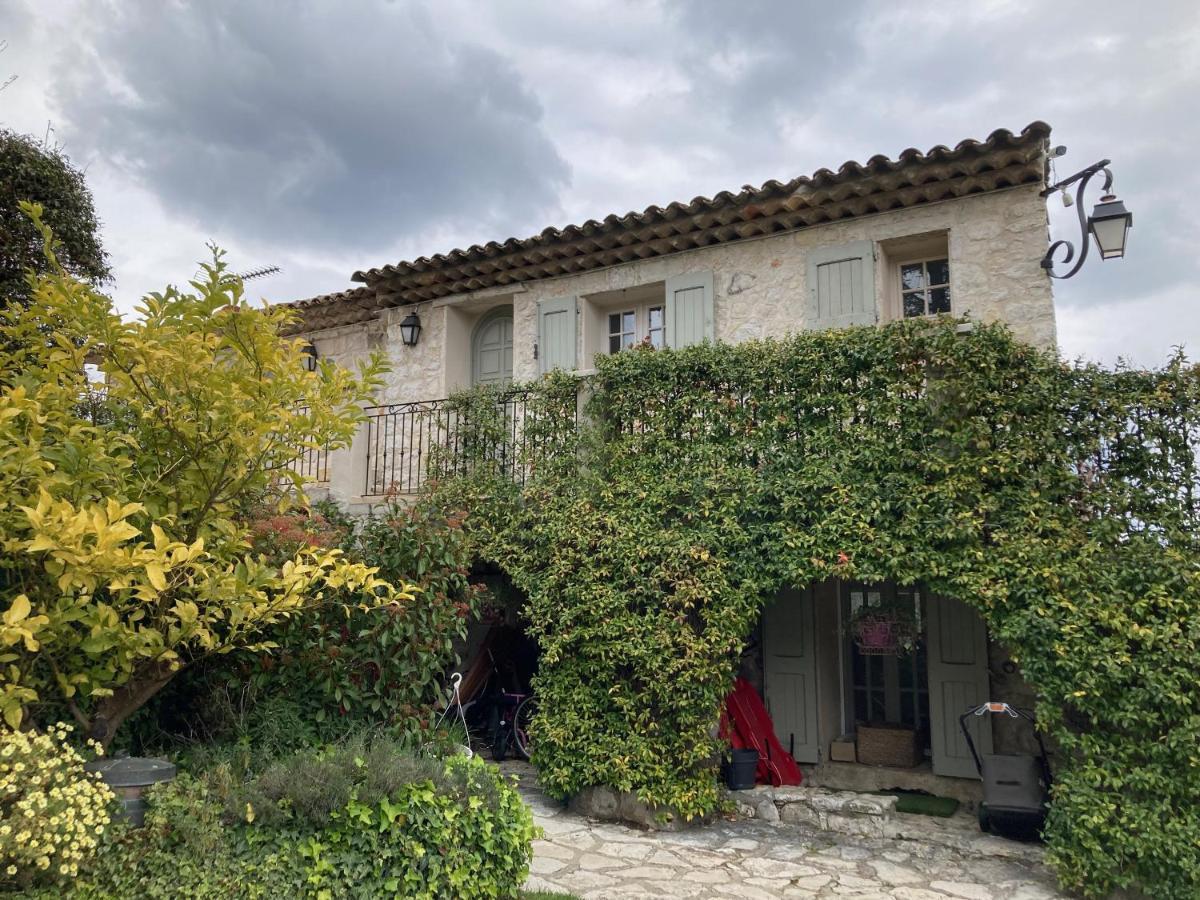 Appartement De Charme Au Calme Parking Gratuit La Colle-sur-Loup Exteriör bild
